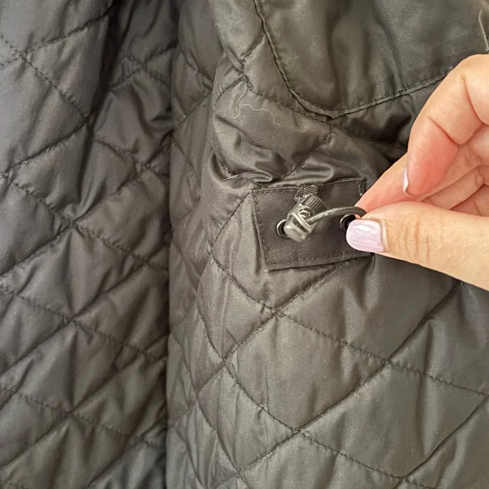 The North Face light Jacket - Picture 7 of 10